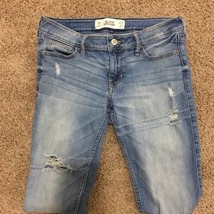 Hollister Distressed “Super Skinny” Jeans Size 5R